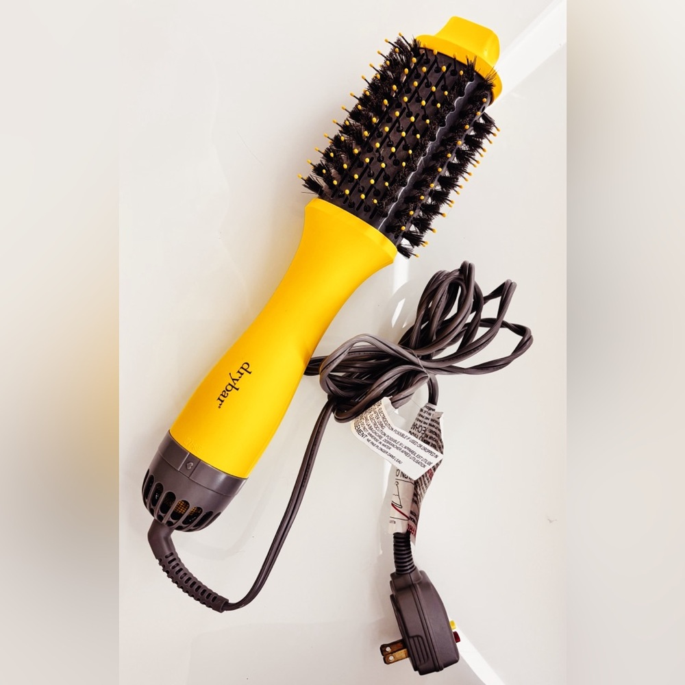 Drybar Vibrant Yellow Styling Brush